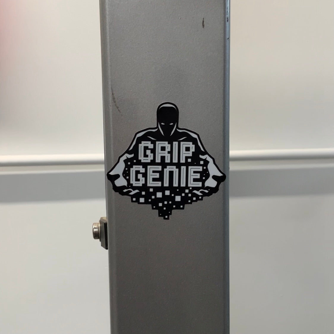 Black and White GG Sticker – Grip Genie